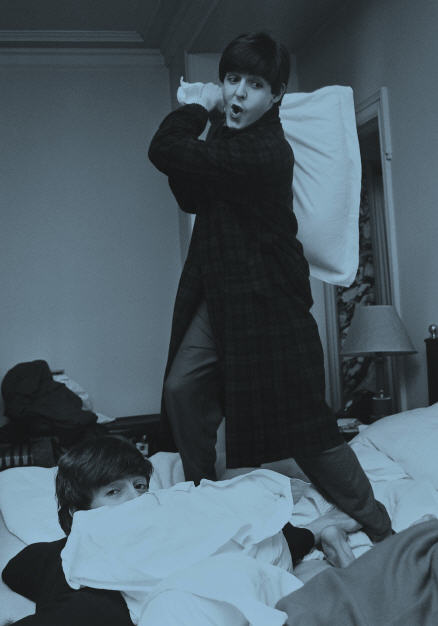 Pillow Fight en el hotel George V.