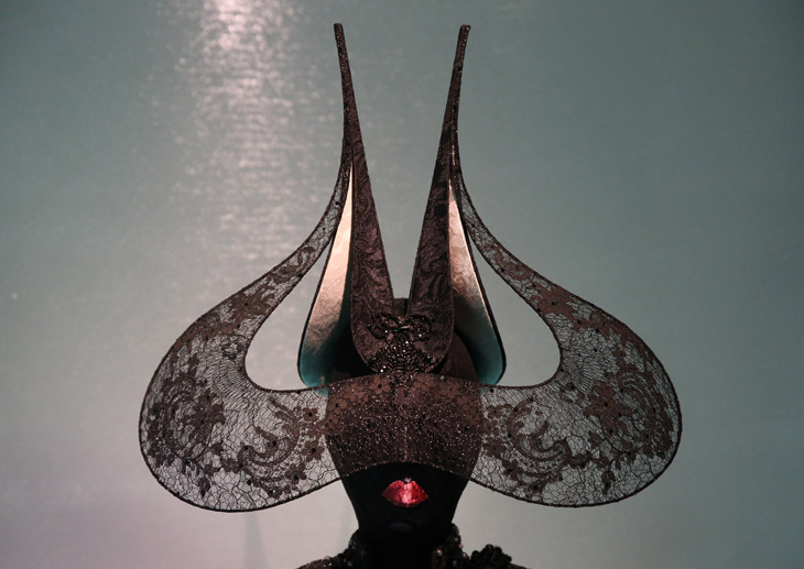Isabella Blow: Fashion Galore!