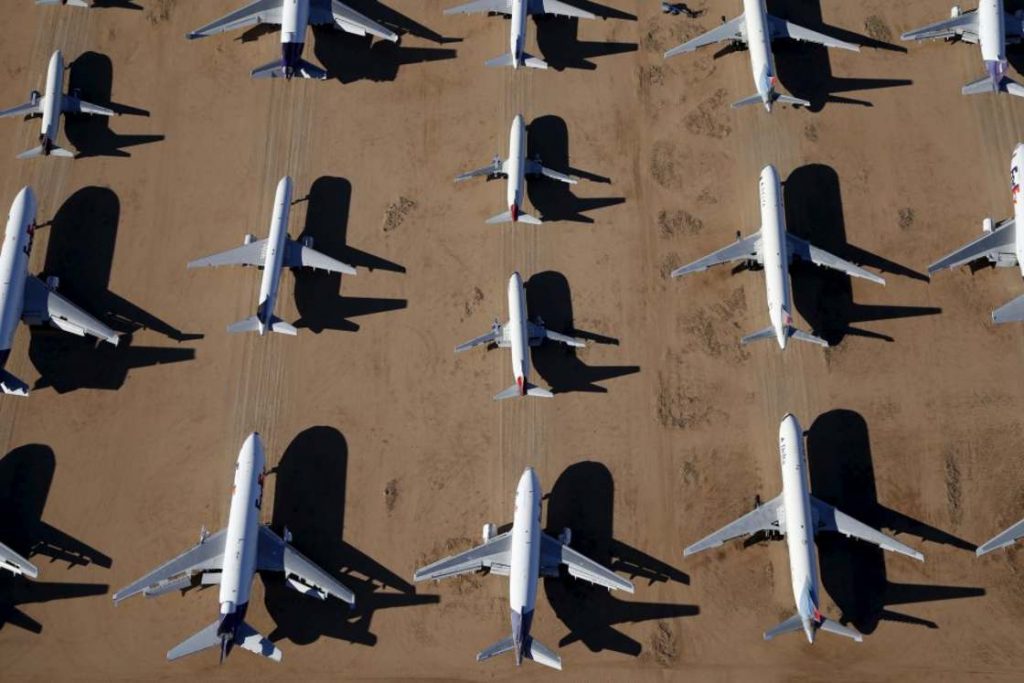 Cementerio de aviones en el desierto de 